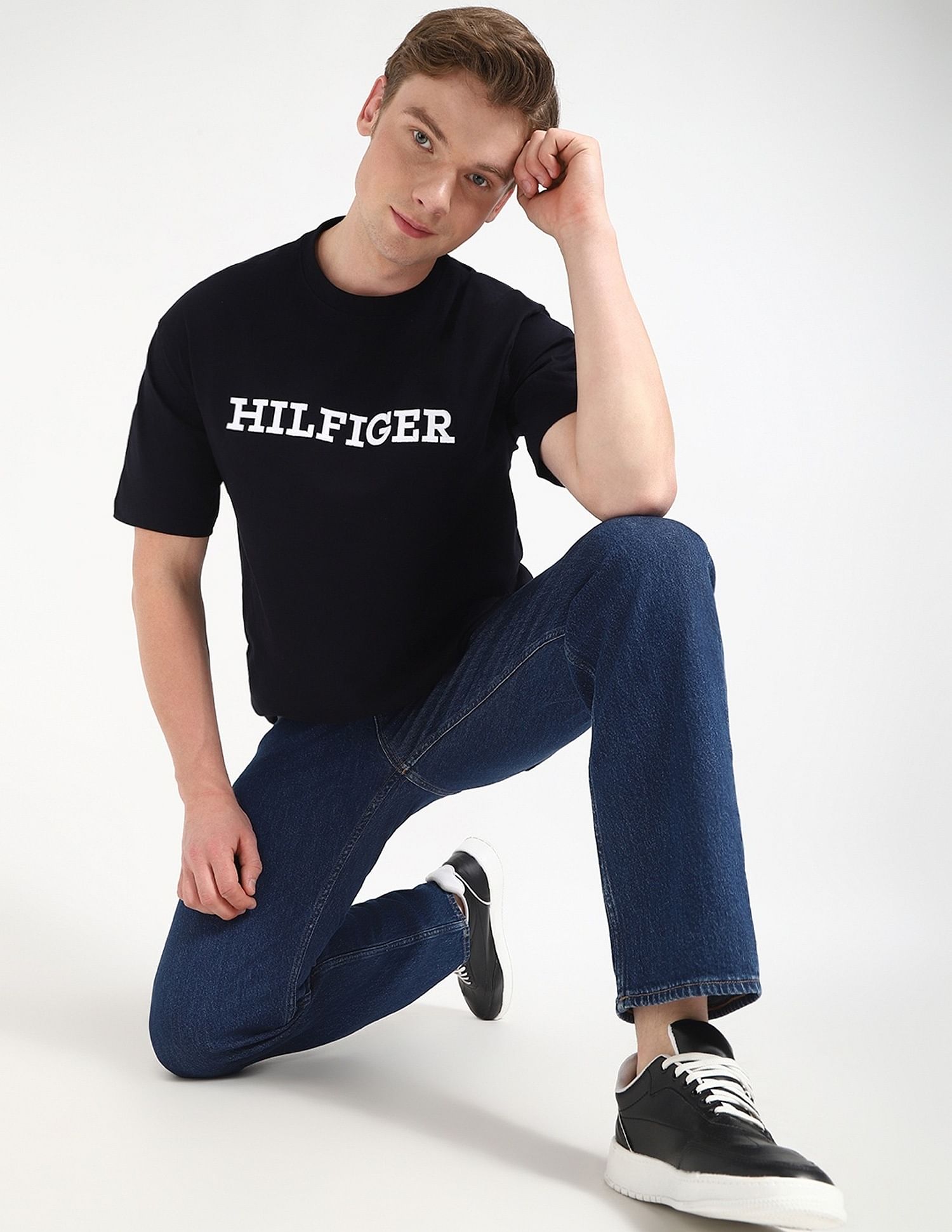 Tommy Hilfiger Logo Regular-Fit Cotton T-Shirt