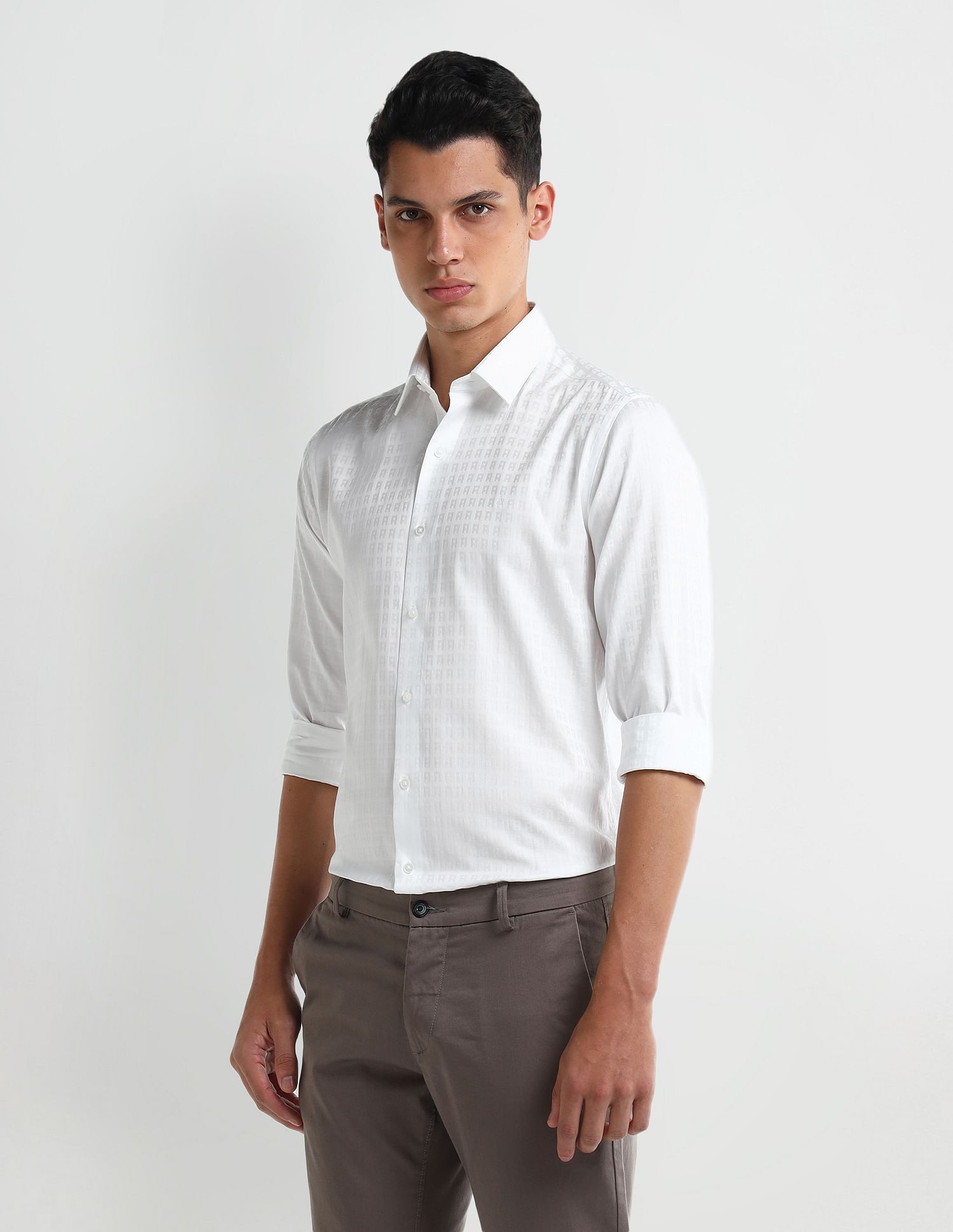 Arrow Newyork Manhattan Slim Self-design Cotton Shirt