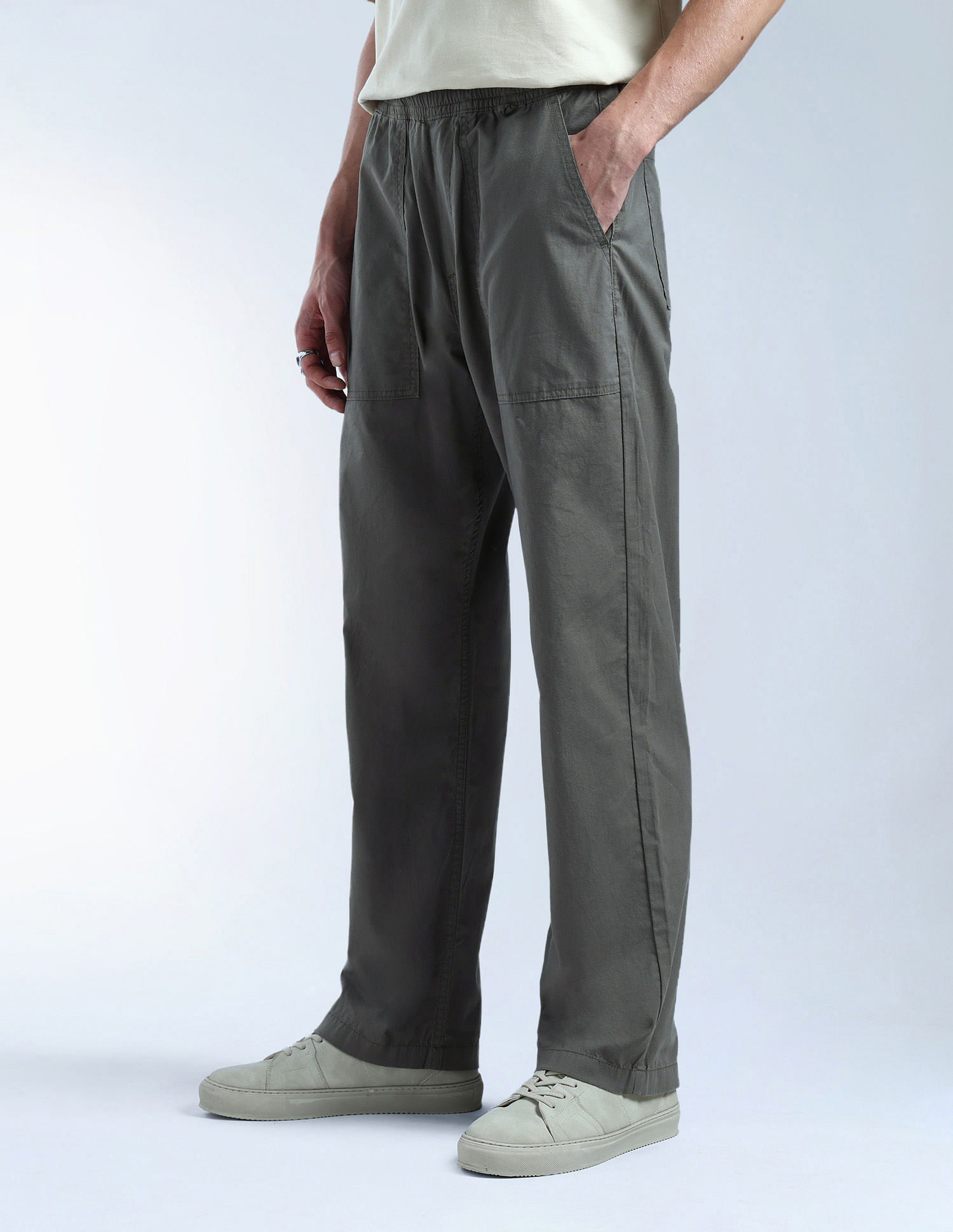 Flying Machine Cobain Loose Fit Mid Rise Chinos