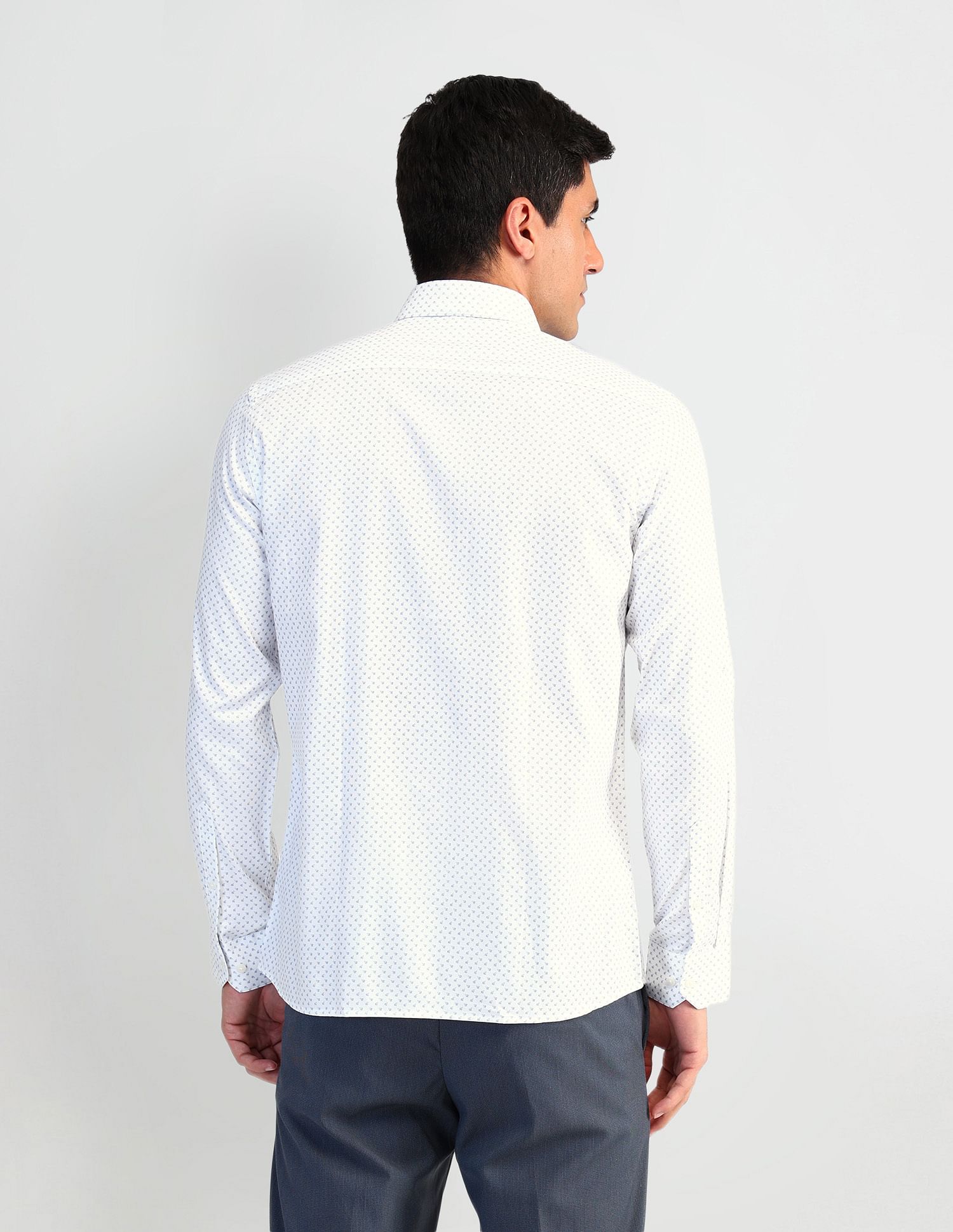 Arrow Geometric Printed Manhattan Slim Fit Shirt