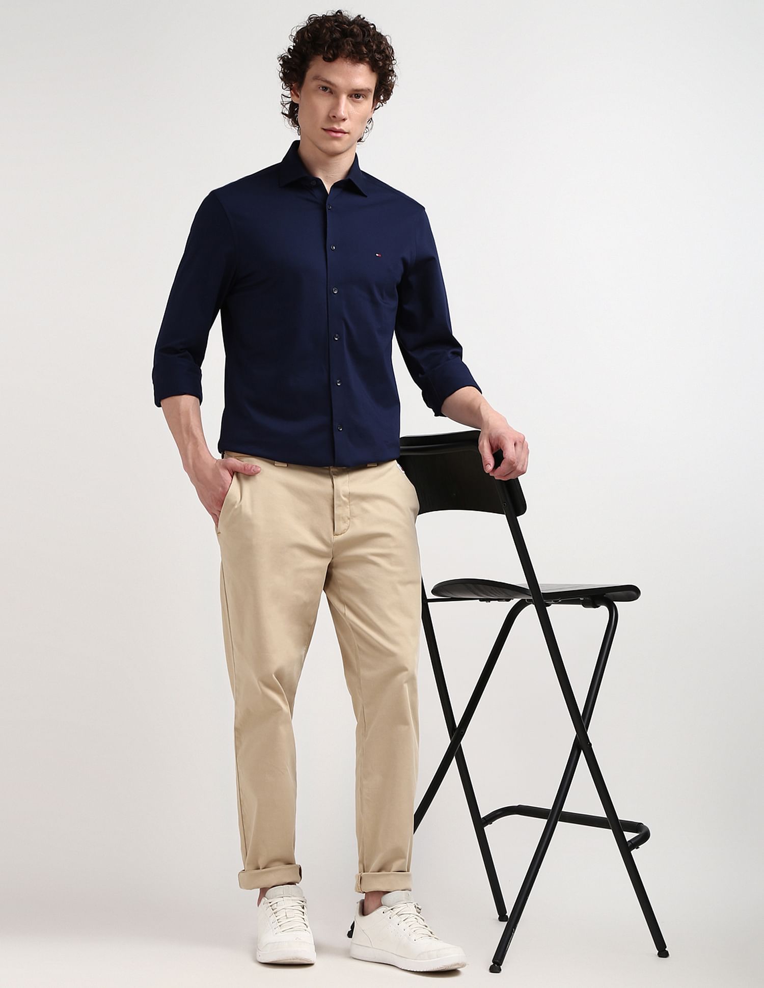 Tommy Hilfiger Knitted Solid Slim Fit Shirt