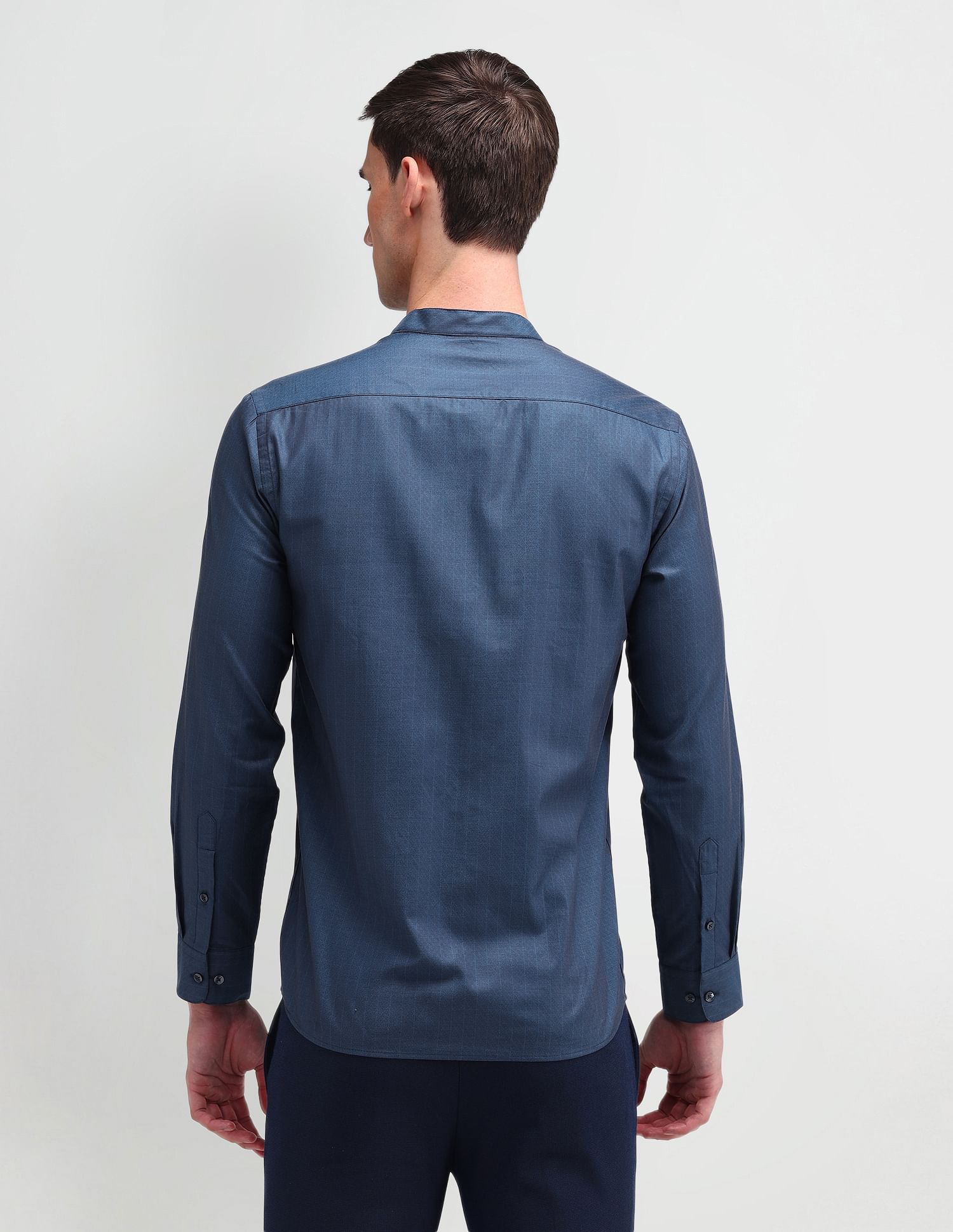 Arrow Brooklyn Fit Vertical Striped Shirt