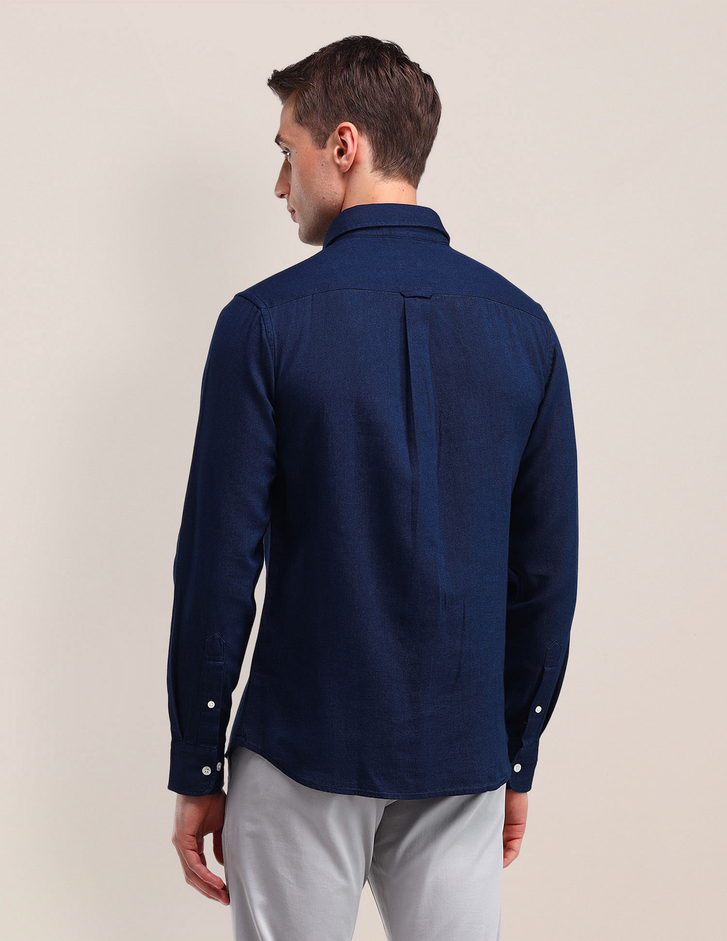 U.S. Polo Assn. Tailored Fit Solid Shirt