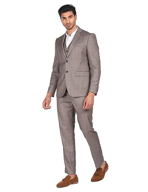 arrow 3 piece suit price