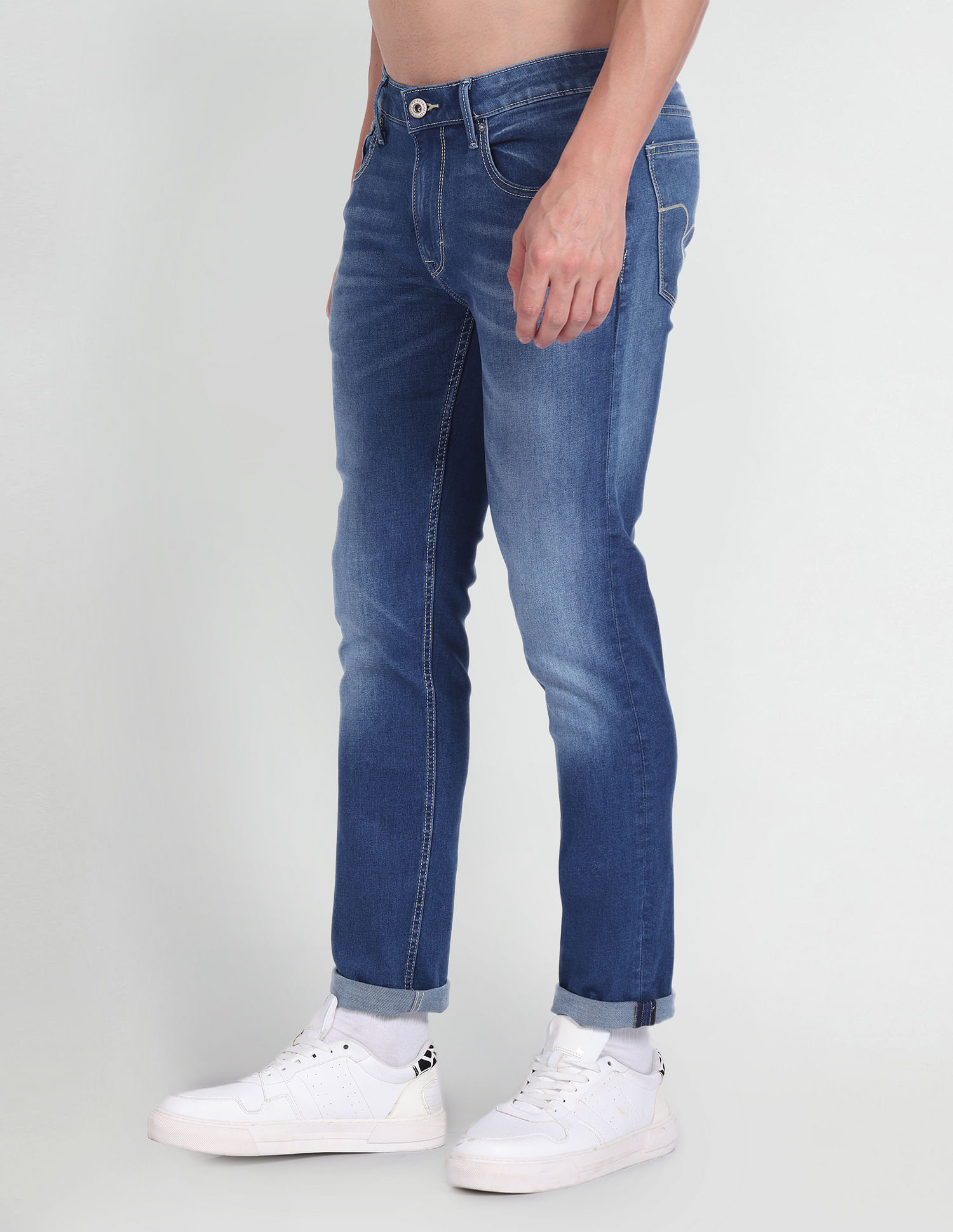 Flying Machine Slim Tapered Fit Mid Rise Jeans