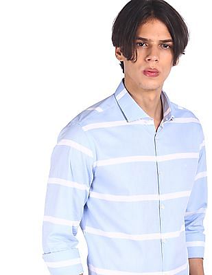 Calvin Klein Men Light Blue Cutaway Collar Striped Casual Shirt