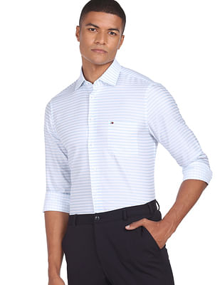 Tommy Hilfiger Men White And Blue Horizontal Stripe Casual Shirt