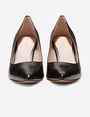 COLE HAAN パンプス GEMMA LOGO PUMP ブラック Buy Cole Haan Black Gemma Logo Pumps - NNNOW.com