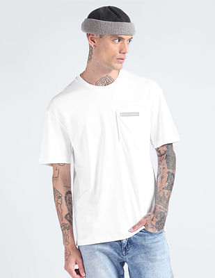 Calvin Klein 3D Logo Patch Pocket T-Shirt