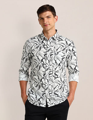 U S Polo Assn Tailored Fit Abstract Shirt