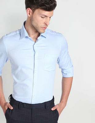 Arrow Formal Shirts Online in India at Best Price - NNNOW