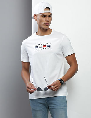 Parasit hage anmodning Buy Tommy Hilfiger Men T-Shirts Online in India - Tommy Hilfiger NNNOW