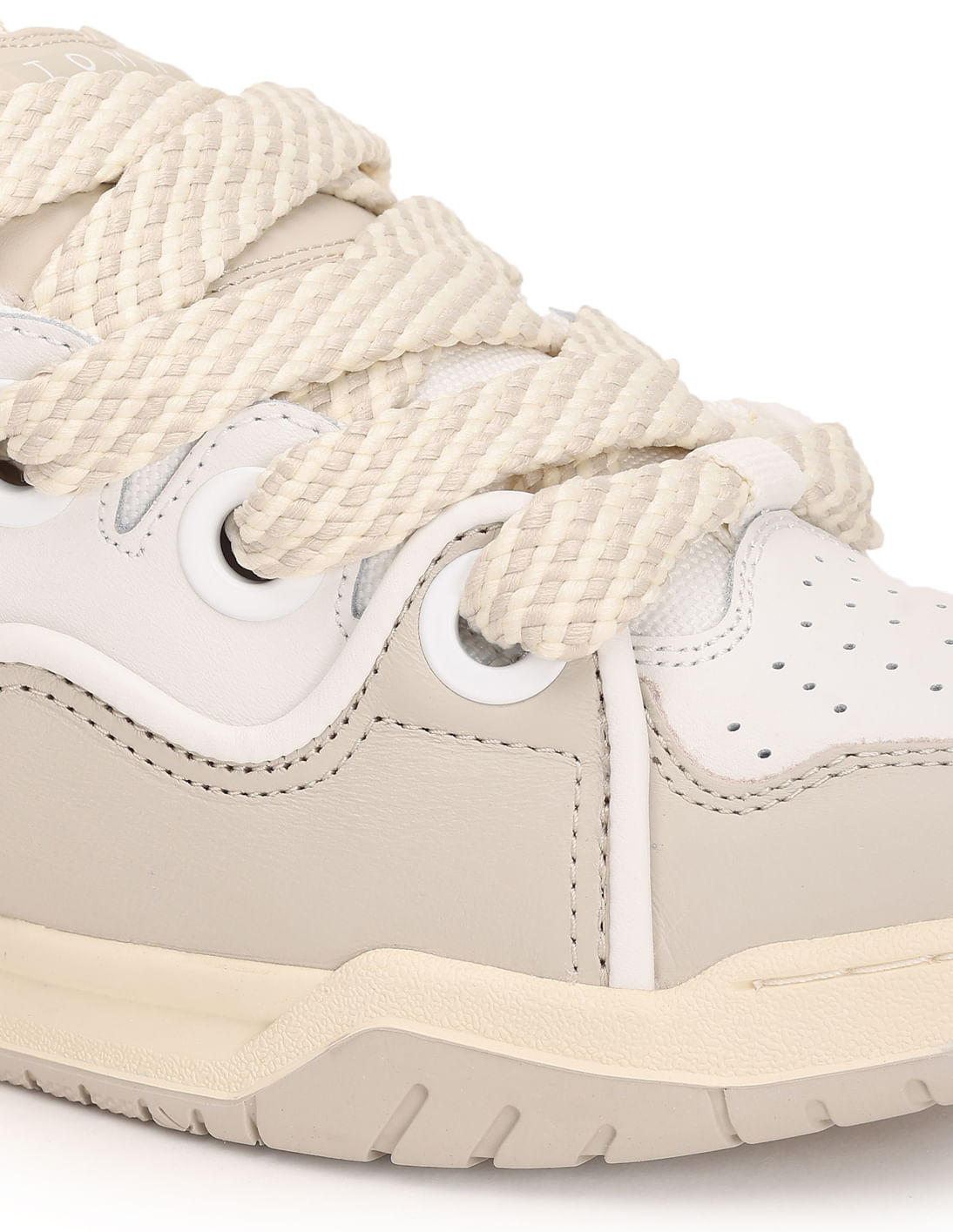 Buy Tommy Hilfiger Women Lace Up Skate Sneakers - NNNOW.com