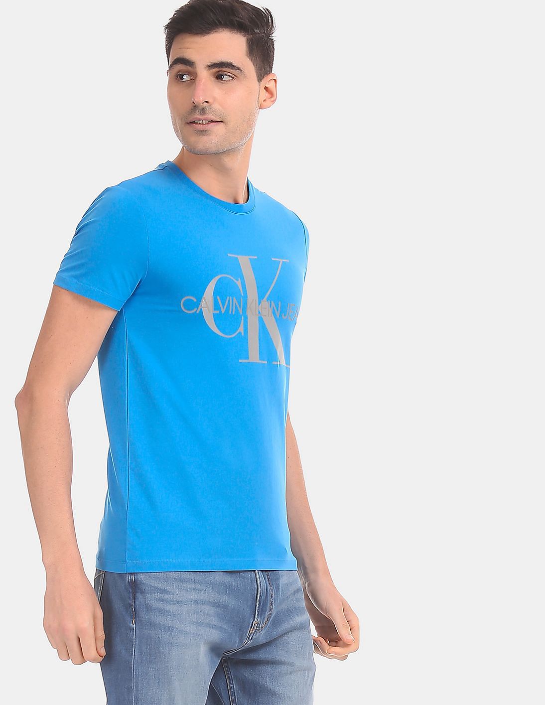 Buy Calvin Klein Men Blue Reflective Logo Crew Neck Cotton Stretch T ...