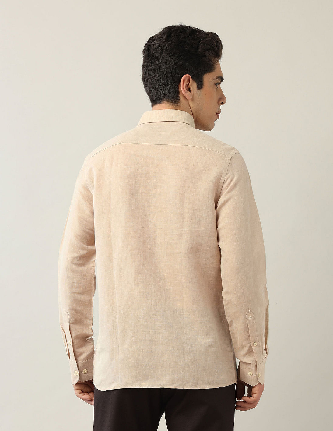 Buy Arrow Regular Fit Solid Linen Shirt - NNNOW.com