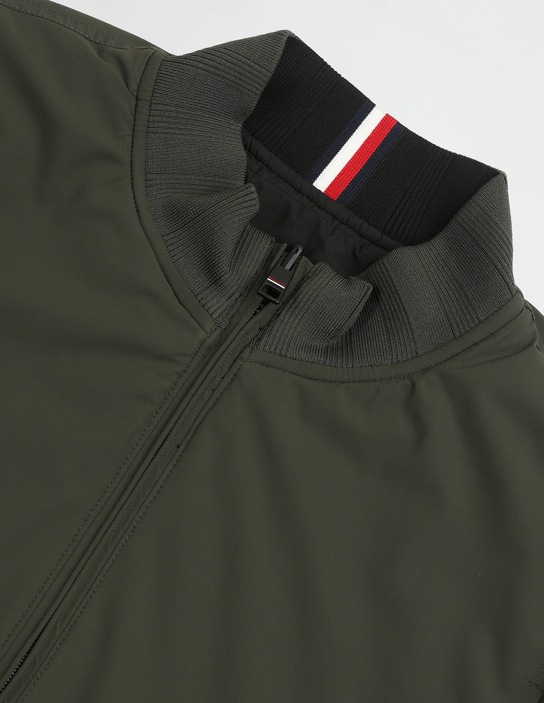 Buy Arrow Sport Reversible Regular Fit Jacket - NNNOW.com