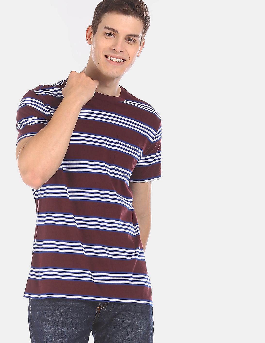 Download Buy GAP Men Maroon And Navy Stripe Pocket T-Shirt - NNNOW.com
