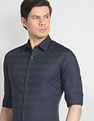Arrow Patterned Windowpane Slim Formal Shirt