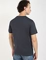 Calvin Klein Jeans Mens Regular Fit Solid T-Shirt